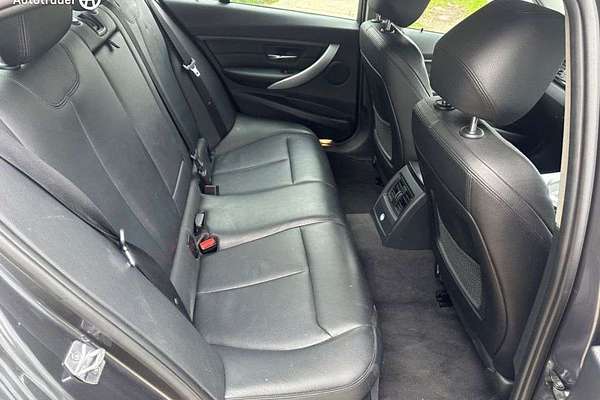 2014 BMW 3 Series 320i F30