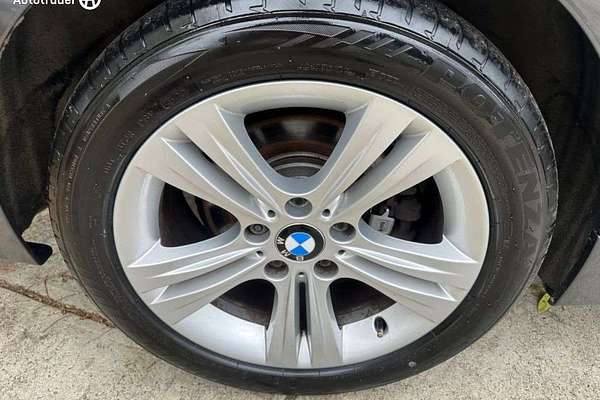 2014 BMW 3 Series 320i F30