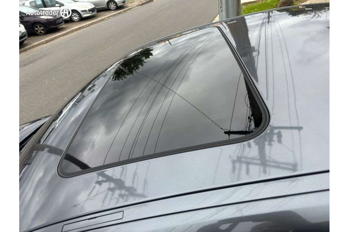 2014 BMW 3 Series 320i F30