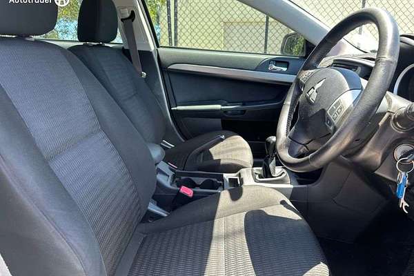 2012 Mitsubishi Lancer LX CJ