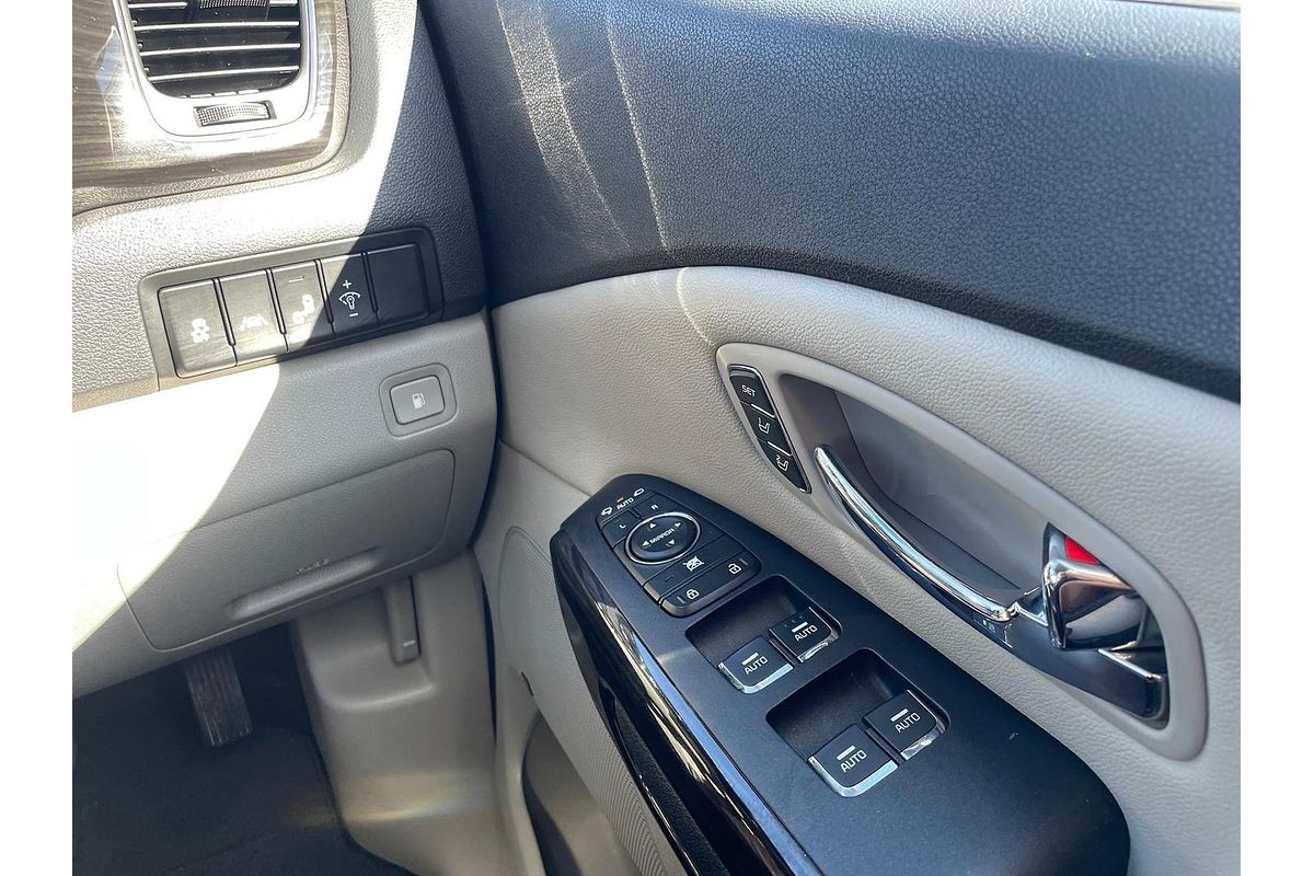 2019 Kia Carnival Platinum YP