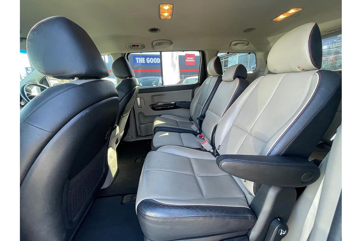 2019 Kia Carnival Platinum YP