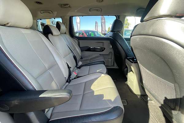 2019 Kia Carnival Platinum YP
