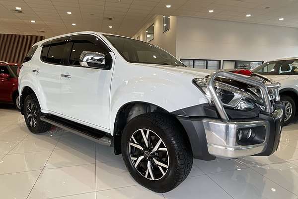 2020 Isuzu MU-X LS-U