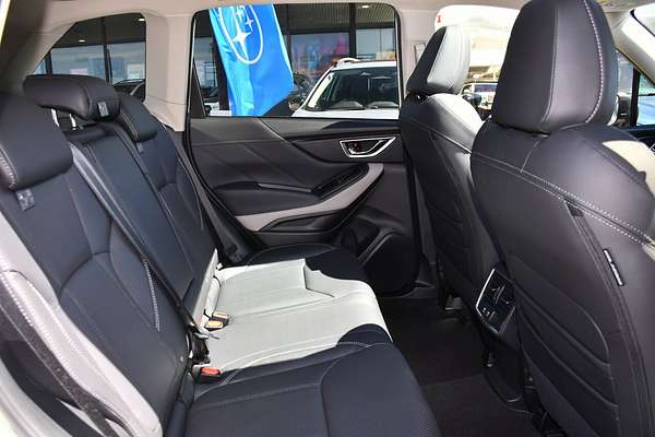 2024 Subaru Forester 2.5i-S S5