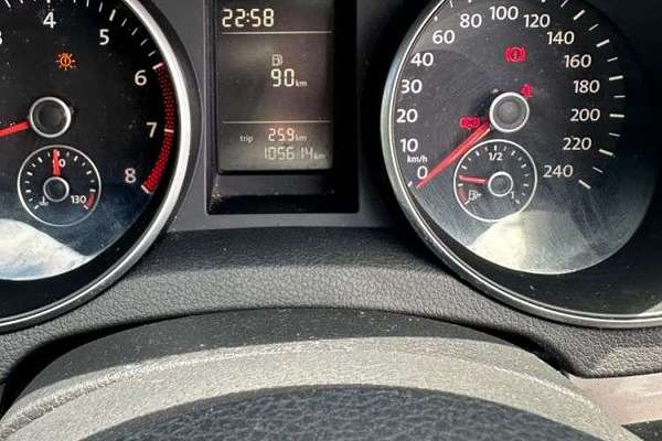 2010 Volkswagen Golf 77TSI VI