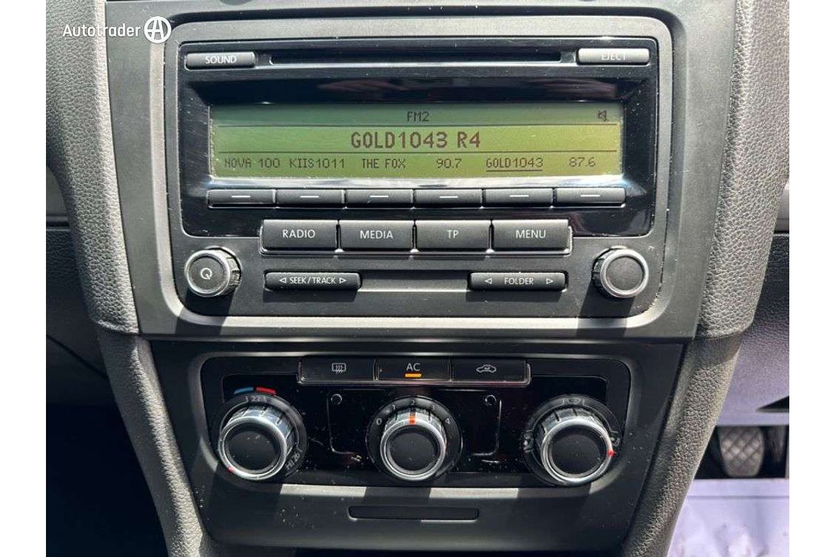 2010 Volkswagen Golf 77TSI VI