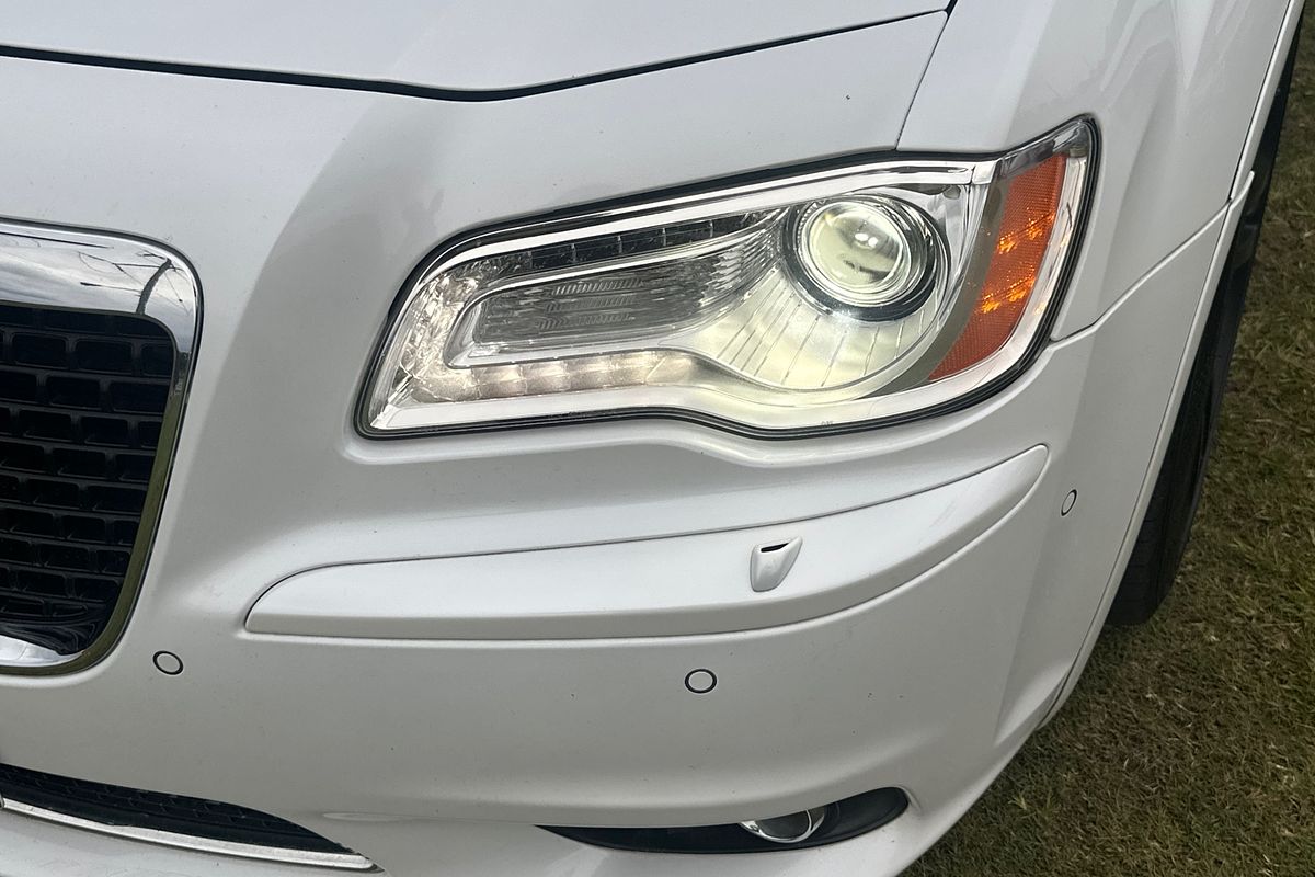 2013 Chrysler 300 SRT-8 Core LX