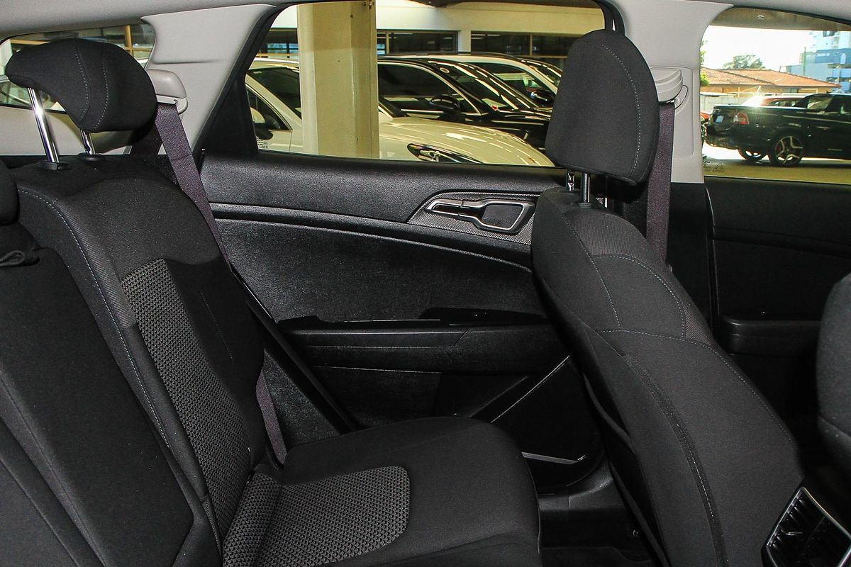 2022 Kia Sportage S NQ5
