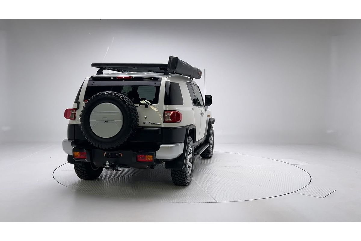 2015 Toyota FJ Cruiser GSJ15R