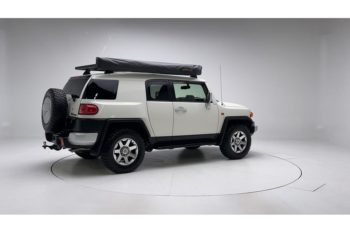2015 Toyota FJ Cruiser GSJ15R