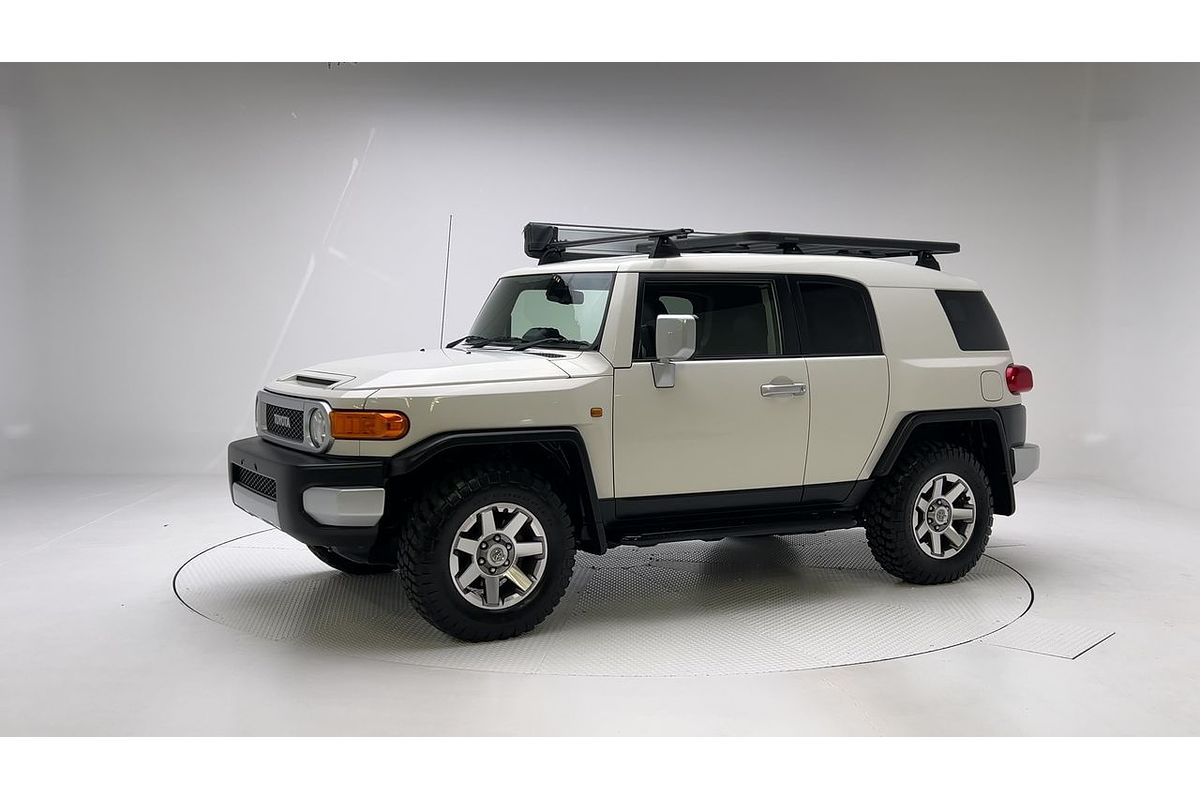 2015 Toyota FJ Cruiser GSJ15R