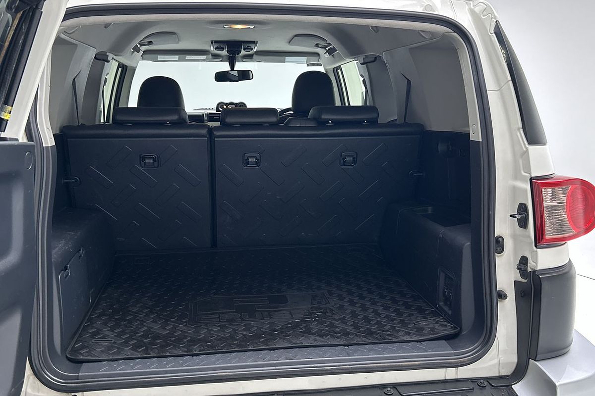 2015 Toyota FJ Cruiser GSJ15R