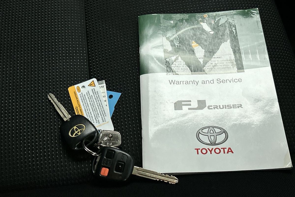 2015 Toyota FJ Cruiser GSJ15R