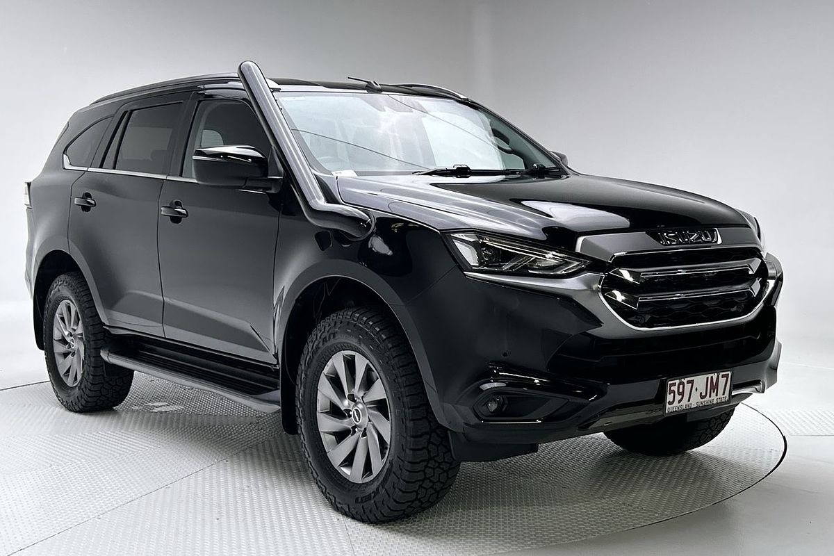 2022 Isuzu MU-X LS-U