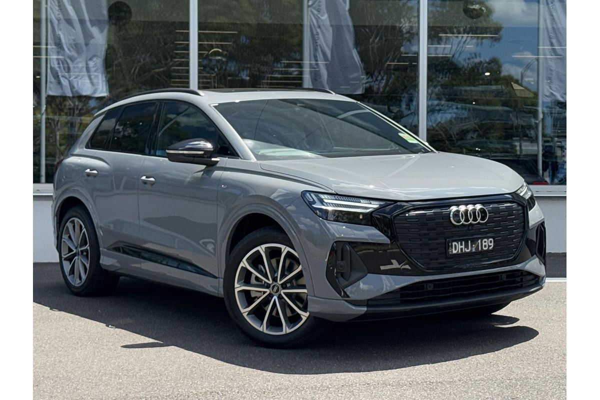 2024 Audi Q4 e-tron 55 F4