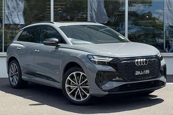 2024 Audi Q4 e-tron 55 F4