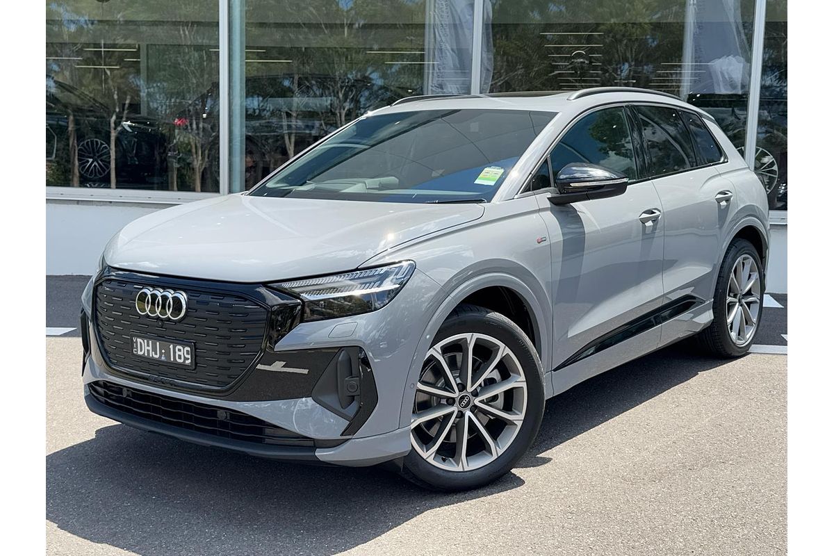 2024 Audi Q4 e-tron 55 F4