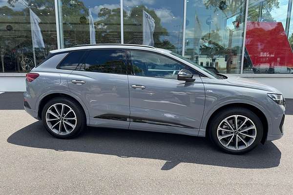 2024 Audi Q4 e-tron 55 F4
