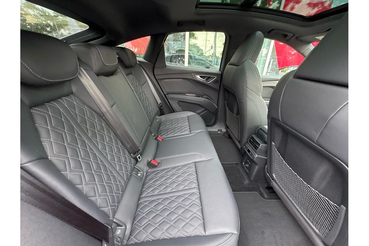 2024 Audi Q4 e-tron 55 F4