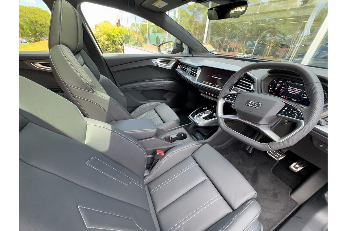 2024 Audi Q4 e-tron 55 F4
