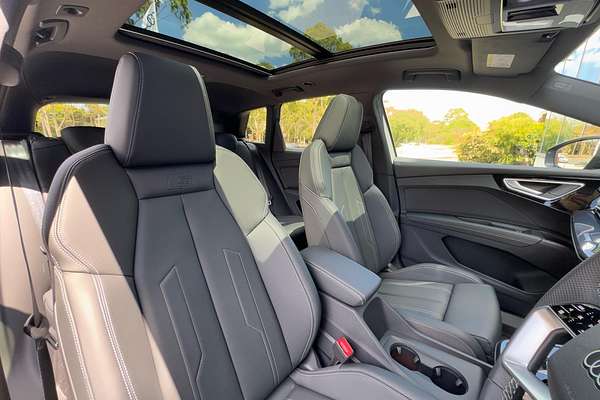 2024 Audi Q4 e-tron 55 F4