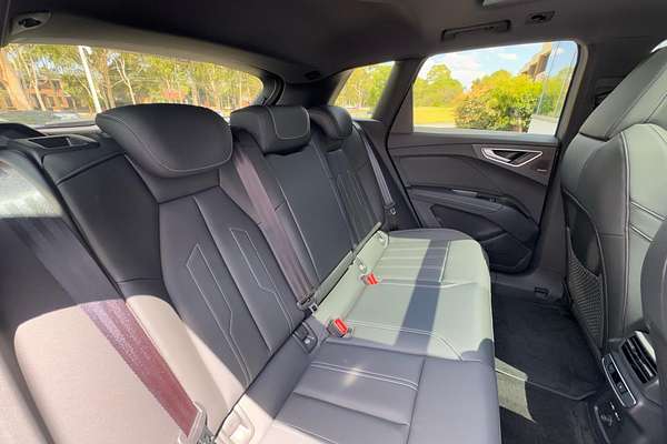 2024 Audi Q4 e-tron 55 F4