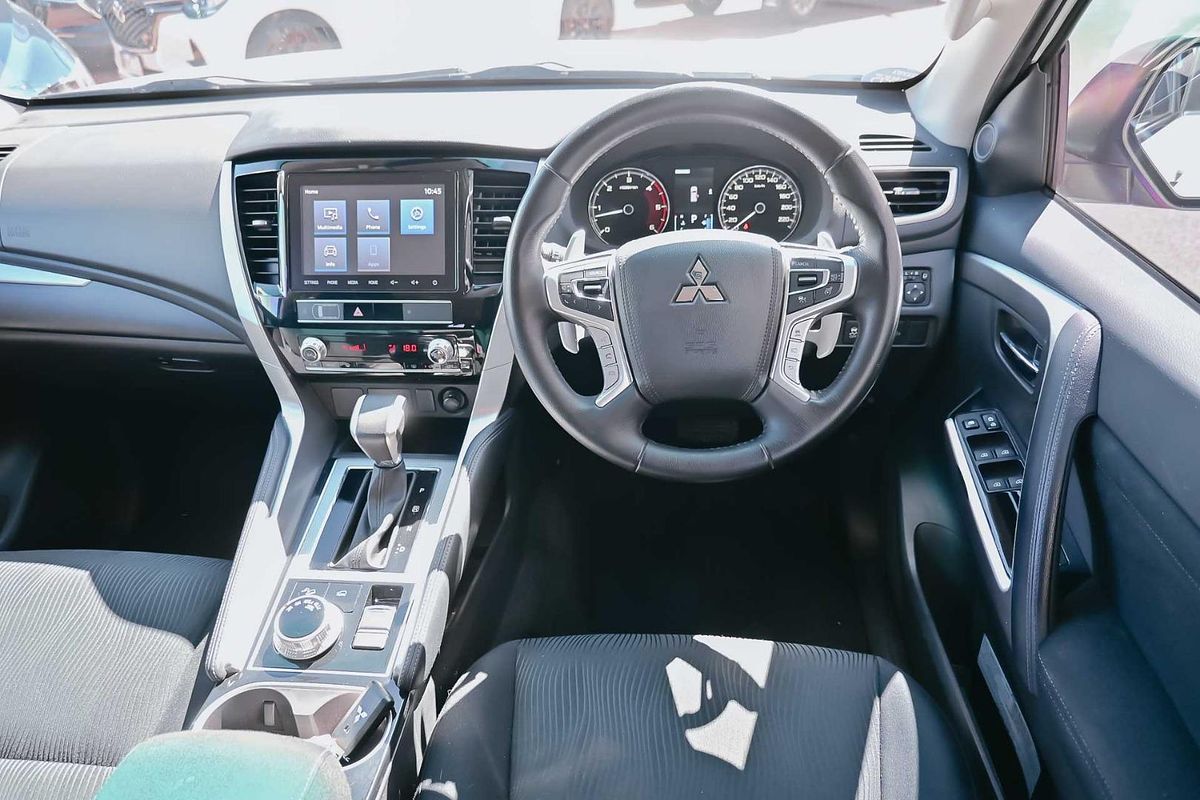 2022 Mitsubishi Pajero Sport GLX QF