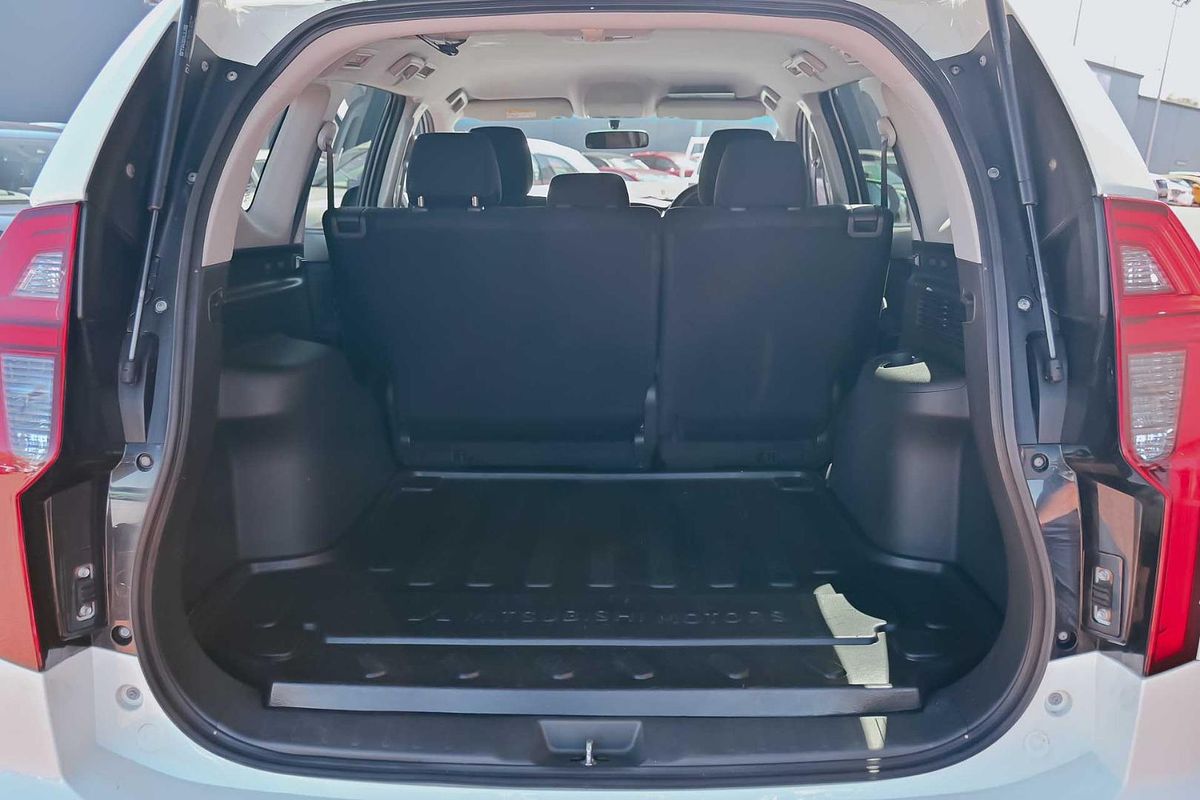 2022 Mitsubishi Pajero Sport GLX QF