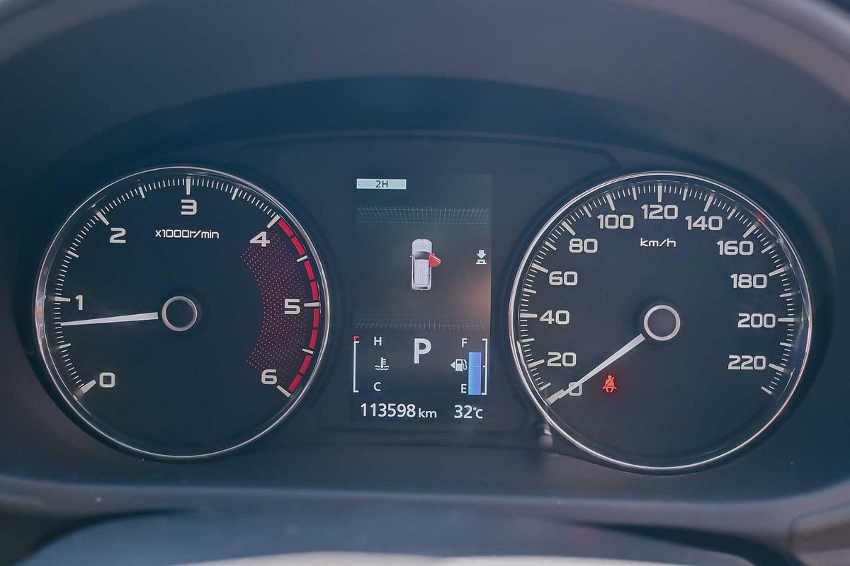 2022 Mitsubishi Pajero Sport GLX QF