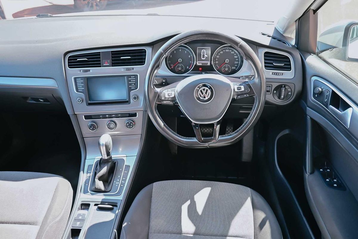 2016 Volkswagen Golf 92TSI Trendline 7