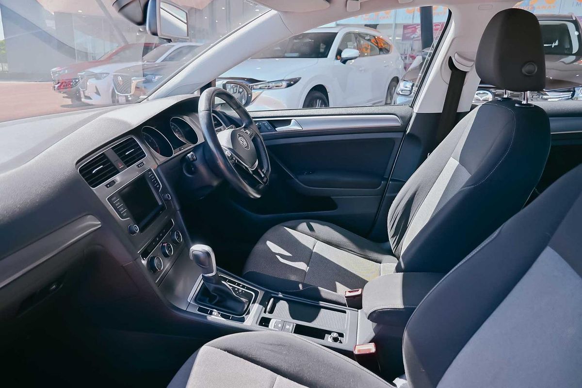2016 Volkswagen Golf 92TSI Trendline 7