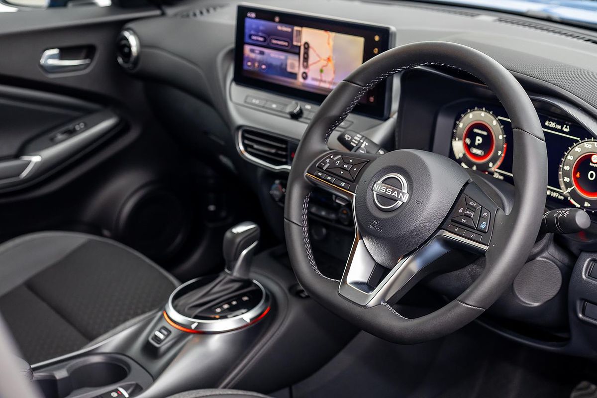 2024 Nissan JUKE ST-L F16