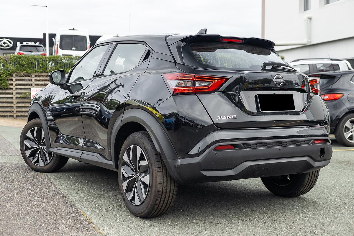 2024 Nissan JUKE ST F16