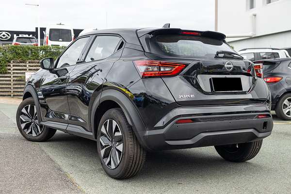 2024 Nissan JUKE ST F16