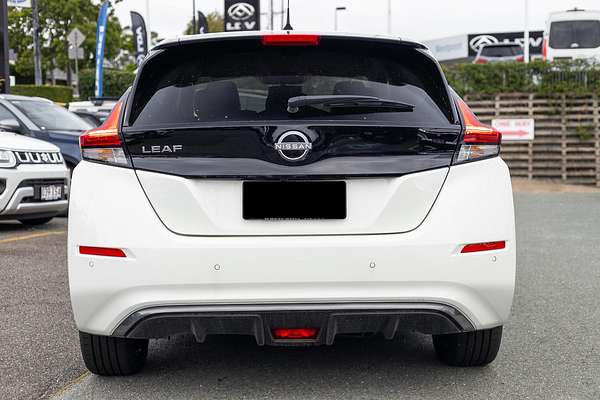 2023 Nissan LEAF ZE1