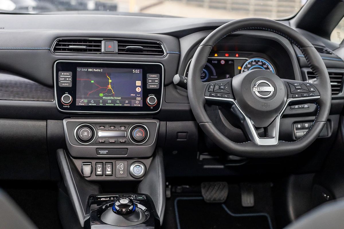 2023 Nissan LEAF ZE1