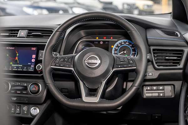 2023 Nissan LEAF ZE1