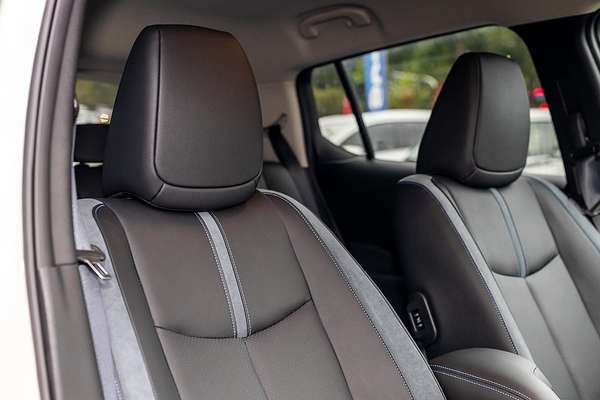 2023 Nissan LEAF ZE1