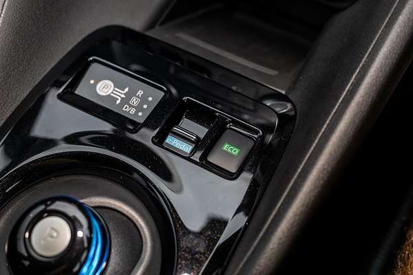 2023 Nissan LEAF ZE1