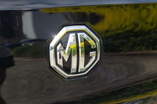 2019 MG ZS Essence AZS1