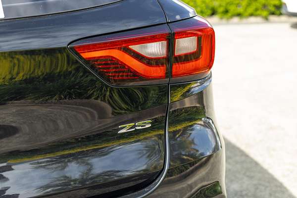 2019 MG ZS Essence AZS1