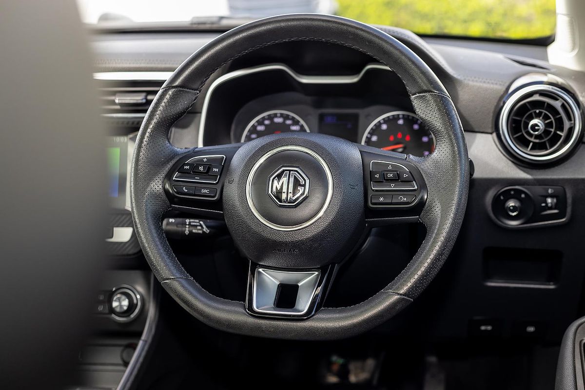 2019 MG ZS Essence AZS1
