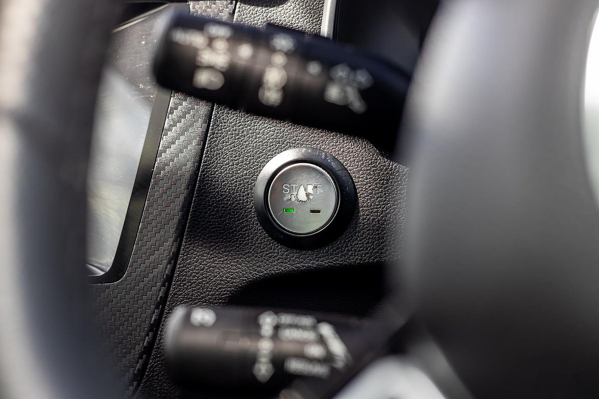 2019 MG ZS Essence AZS1