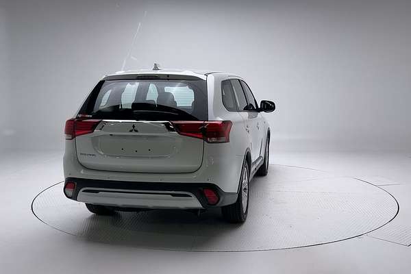 2021 Mitsubishi Outlander ES ZL