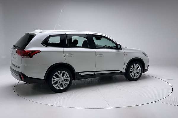 2021 Mitsubishi Outlander ES ZL