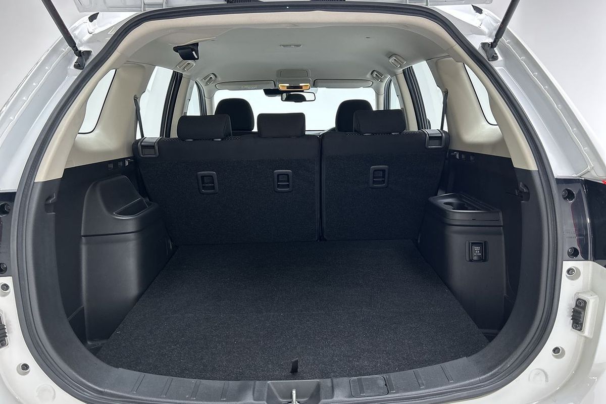 2021 Mitsubishi Outlander ES ZL