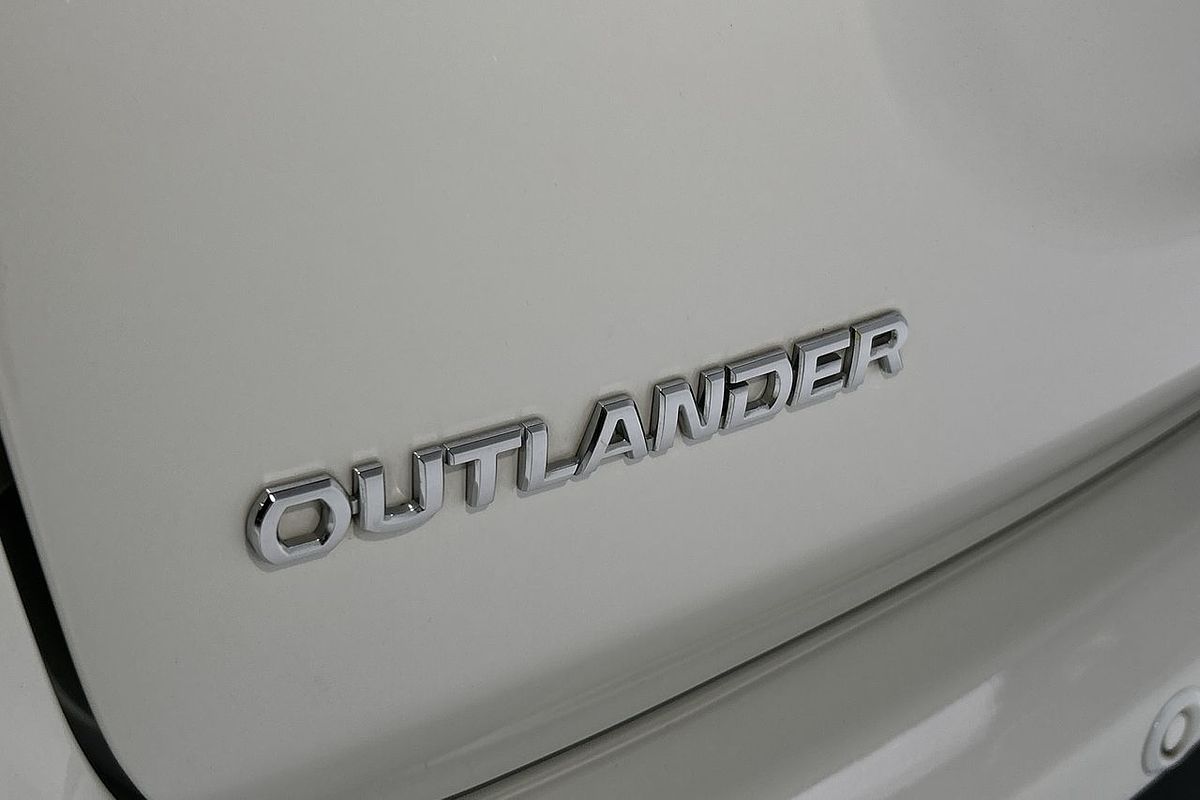 2021 Mitsubishi Outlander ES ZL