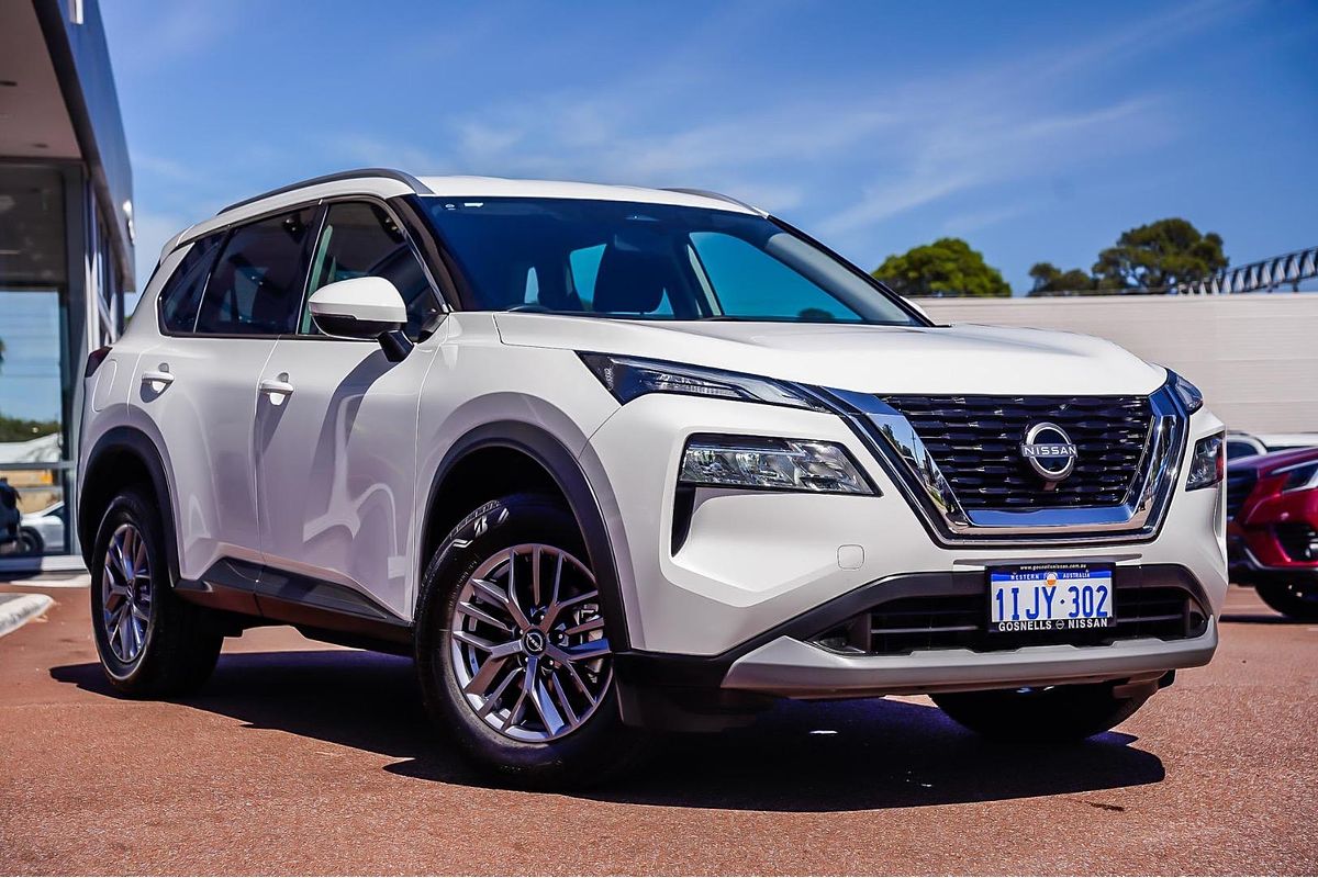 2024 Nissan X-TRAIL ST T33