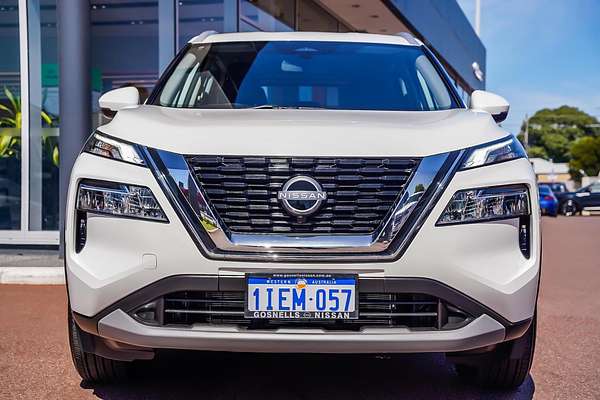 2024 Nissan X-TRAIL ST T33